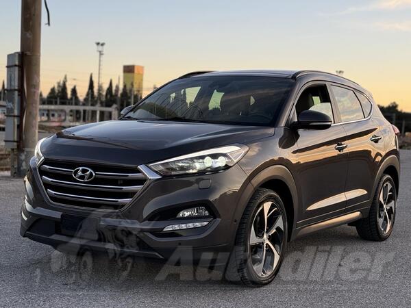 Hyundai - Tucson - 2.0CRDI