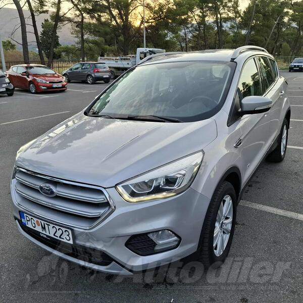 Ford - Kuga - 2.0 TDCI  AWD 4X4