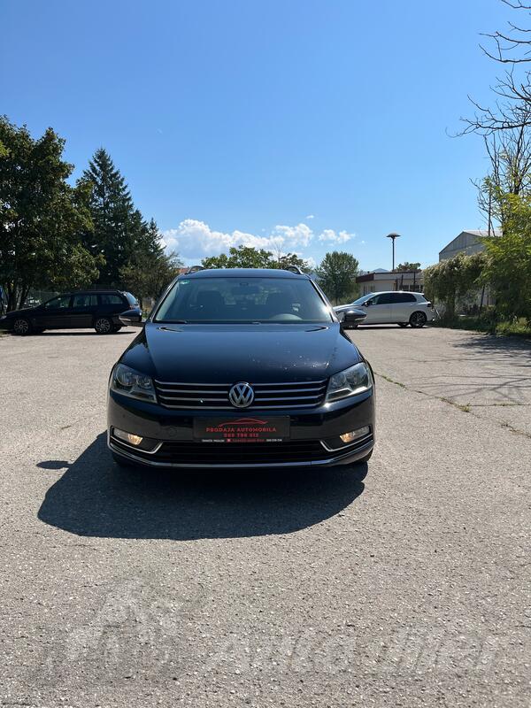 Volkswagen - Passat