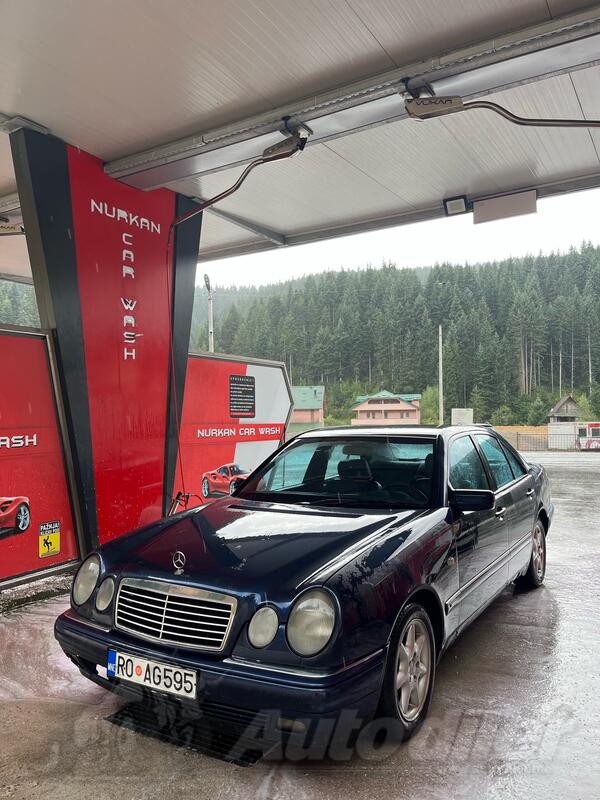 Mercedes Benz - E 250 - E 250