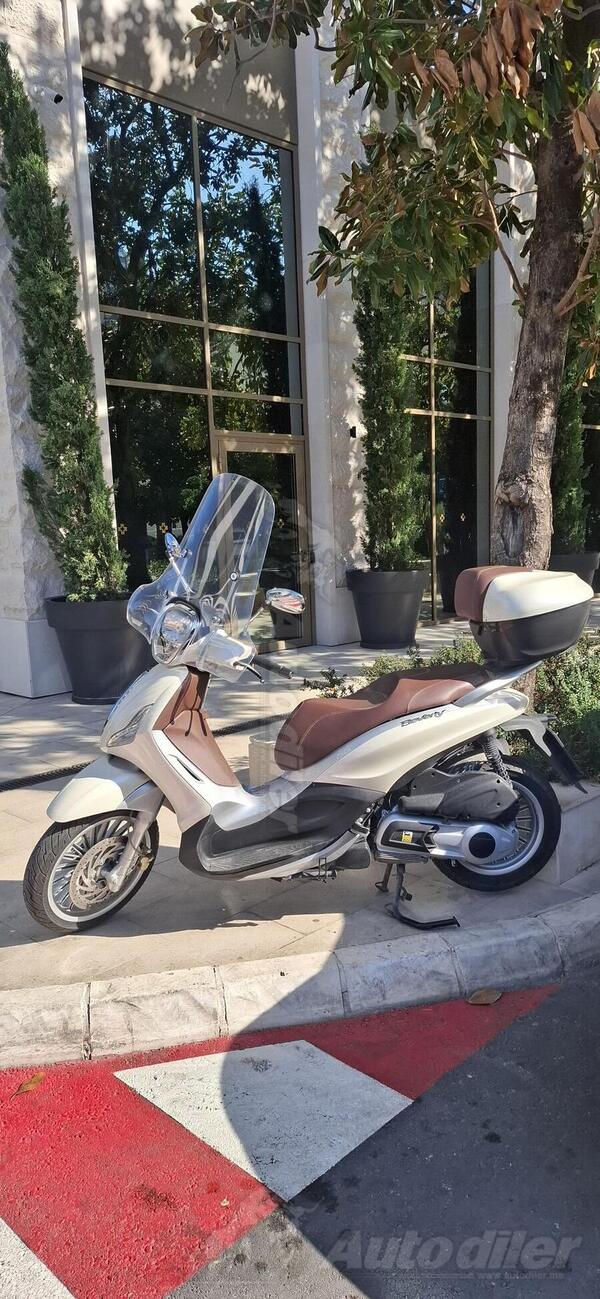 Piaggio - Beverli