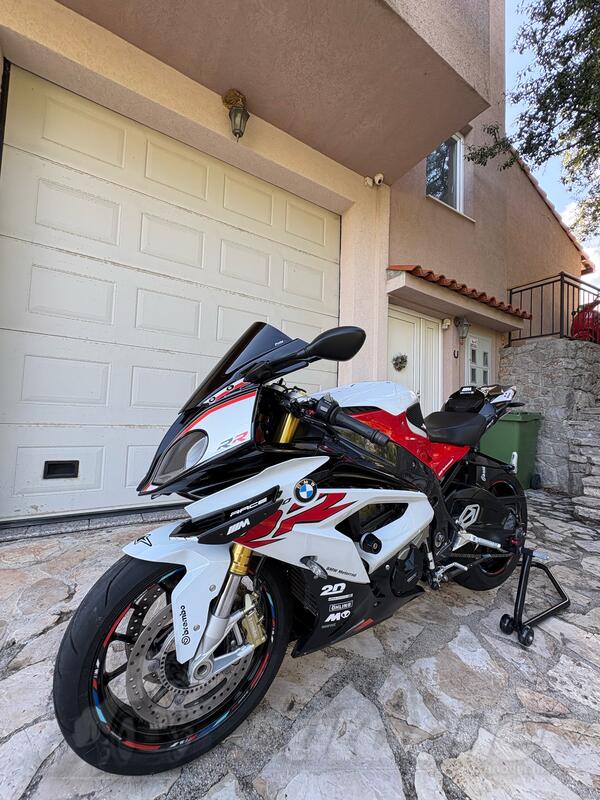 BMW - S1000RR