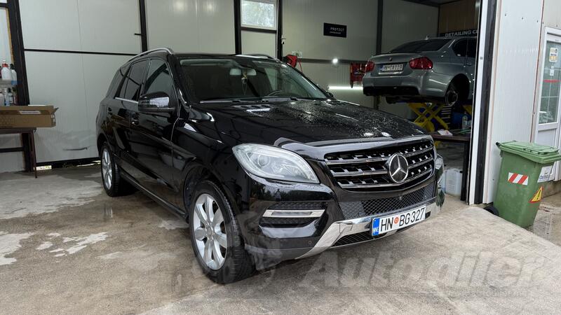 Mercedes Benz - ML 350