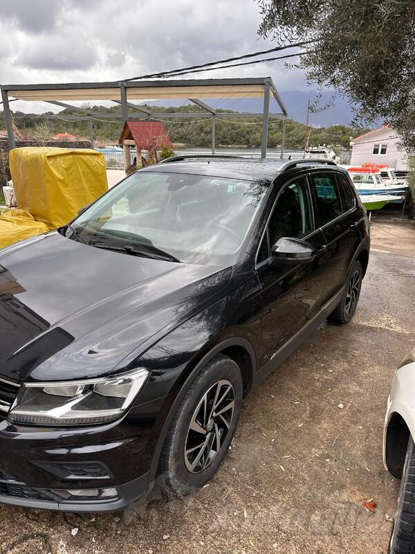 Volkswagen - Tiguan - 2.0tdi