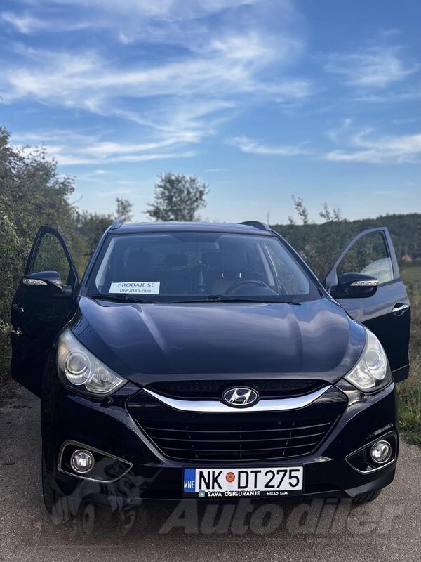 Hyundai - iX35 - 2.0 CRDI 4WD