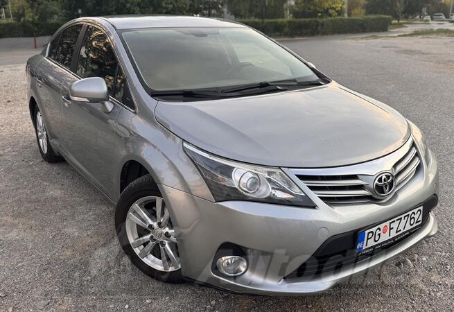 Toyota - Avensis - 2.0 D-4D