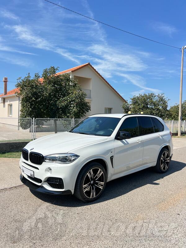 BMW - X5 M50 - X5 M50D