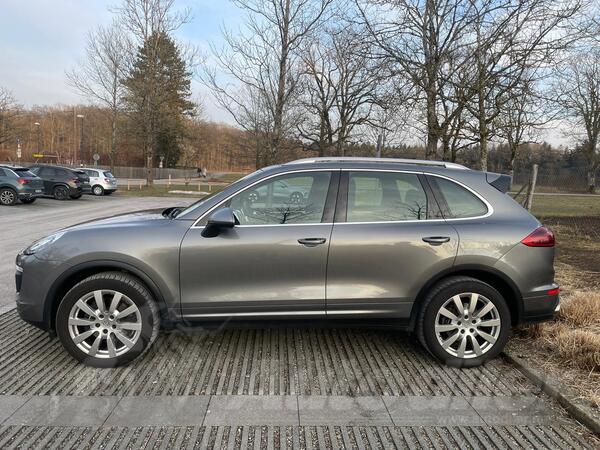 Porsche - Cayenne - 3.0tdi