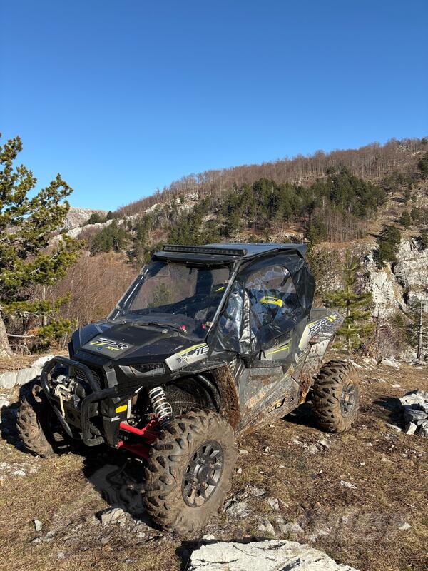 Polaris - RZR 1000 XP