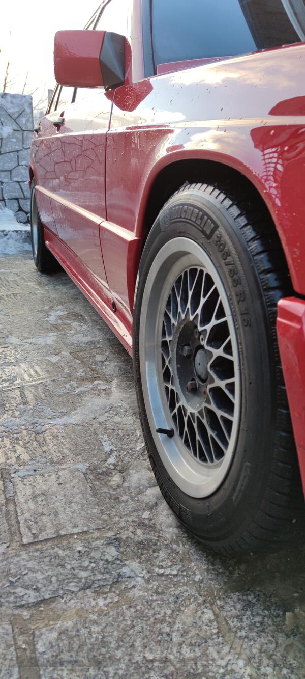 Ostalo felne i Michelin gume