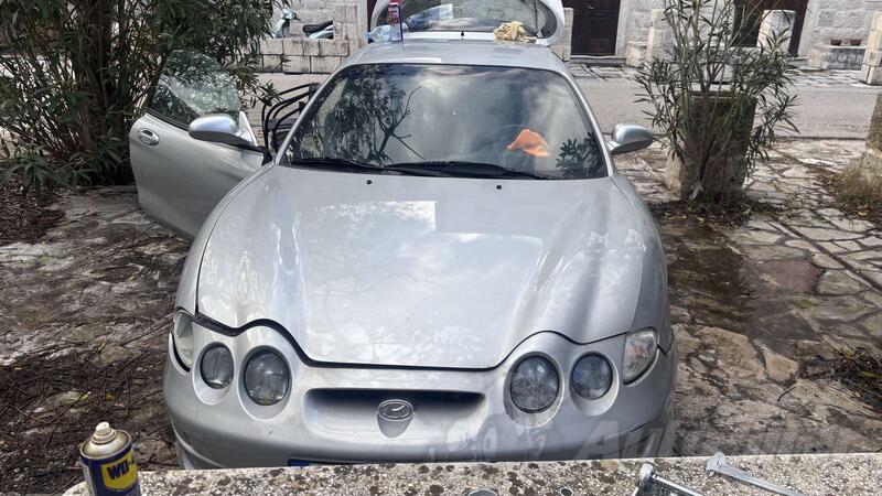 Hyundai - Coupe - 2.0