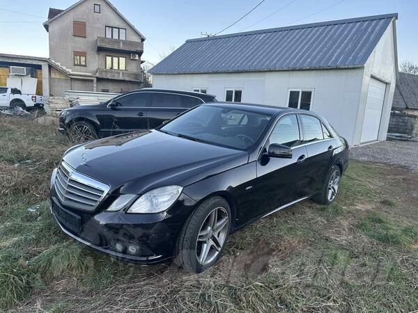Mercedes Benz - E 220 - 2.2cdi
