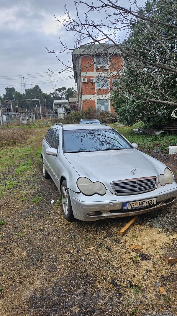 Mercedes Benz - C 220