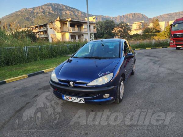 Peugeot - 206 - 1.1i