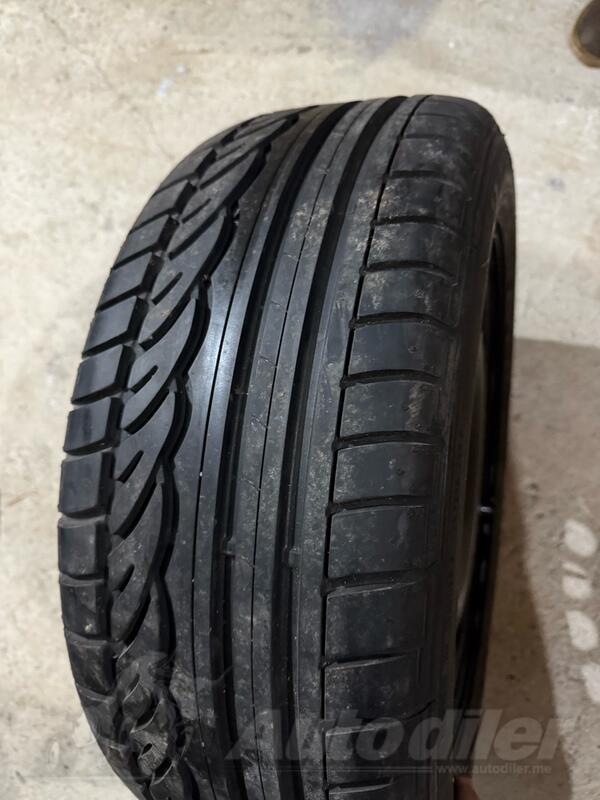 Fabričke felne i 21555R16DUNLOP gume