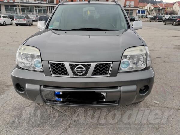 Nissan - X-Trail - 2.2