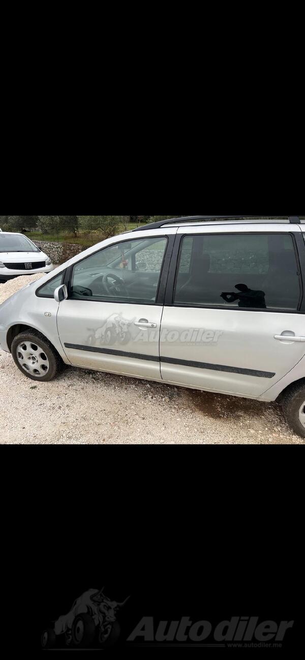 Volkswagen - Sharan - 1900