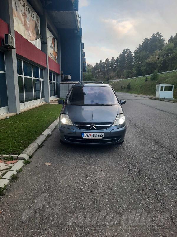 Citroen - C8 - 2.0