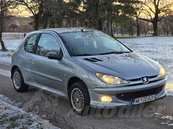 Peugeot - 206 - HDI