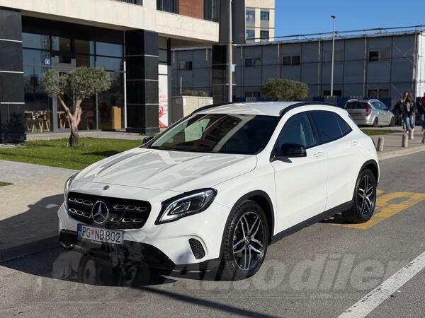 Mercedes Benz - GLA 200 - GLA 200 4 MATIC
