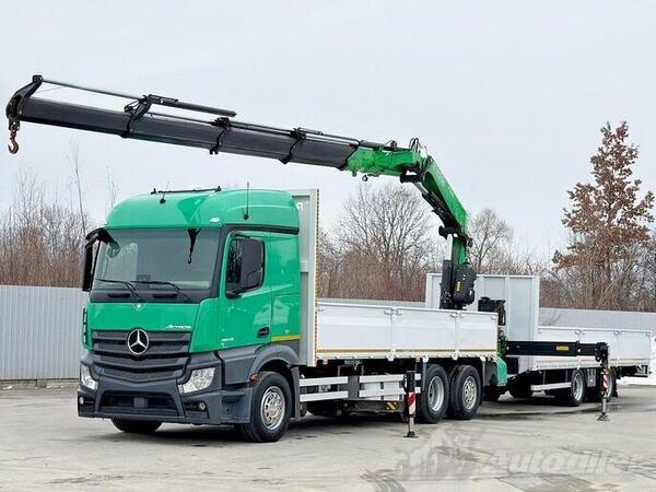Mercedes Benz - ACTROS 2645 kamion s ravnom platformom + prikolica +Kran / LUS-1099