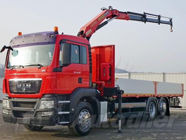 MAN - TGS 26.360 PK 12000 kran + FUNK kamion s ravnom platformom / LUS-1114
