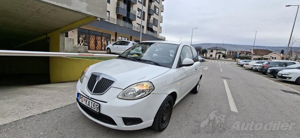 Lancia - Ypsilon - 1.2