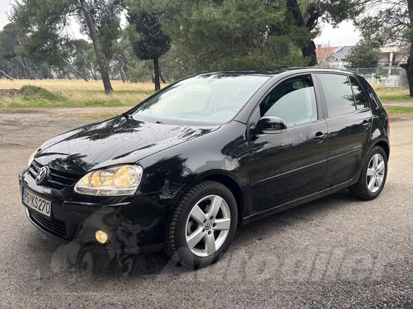 Volkswagen - Golf 5 - 19 Tdi