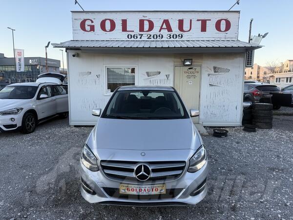 Mercedes Benz - B 180 - Elegance