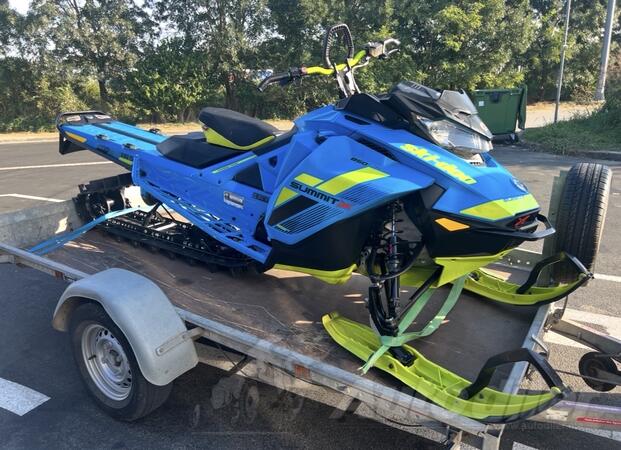 BRP - Summit X 850 ETEC