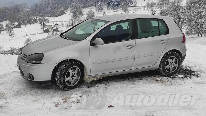 Volkswagen - Golf 5 - 2.0 TDI