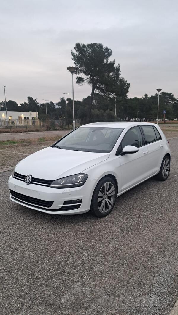 Volkswagen - Golf 7 - 2.0tdi