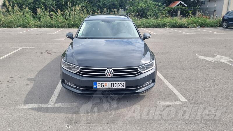 Volkswagen - Passat - 8