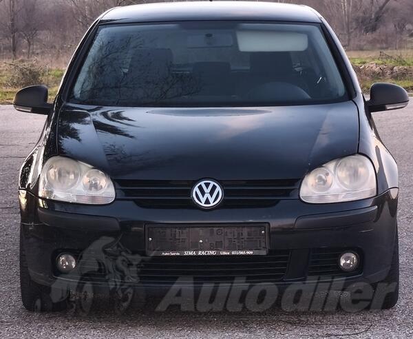 Volkswagen - Golf 5 - DSG