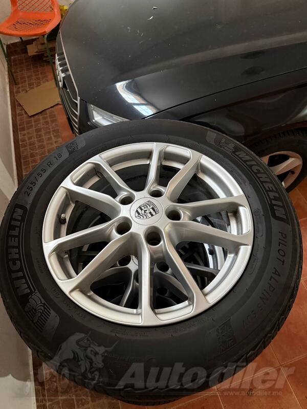 Ostalo felne i Michelin gume