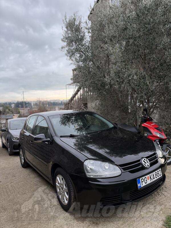 Volkswagen - Golf 5 - 1.4