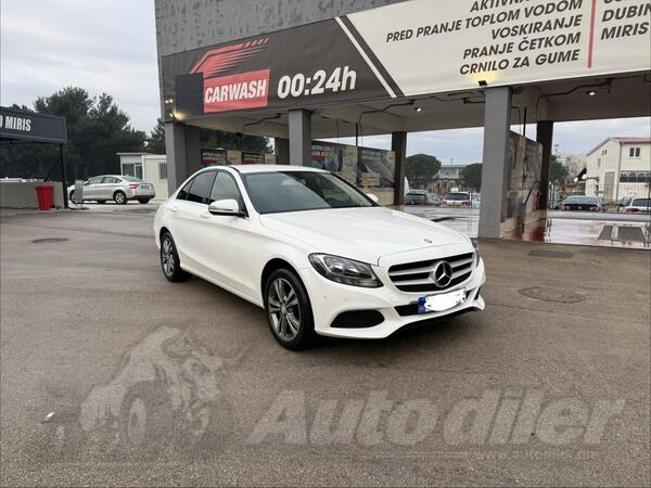 Mercedes Benz - C 180 - D