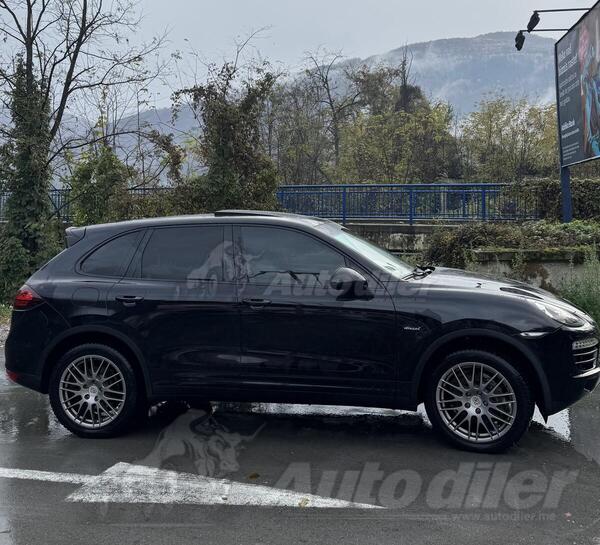 Porsche - Cayenne - 3.0