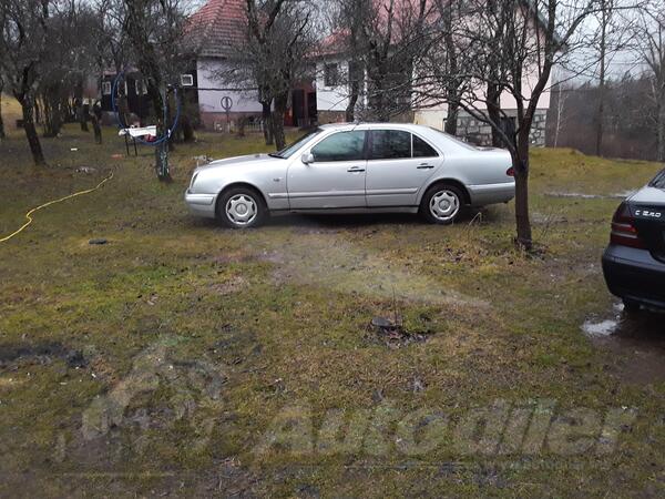 Mercedes Benz - E 250 - 2.5 CDI, ELEGANCE