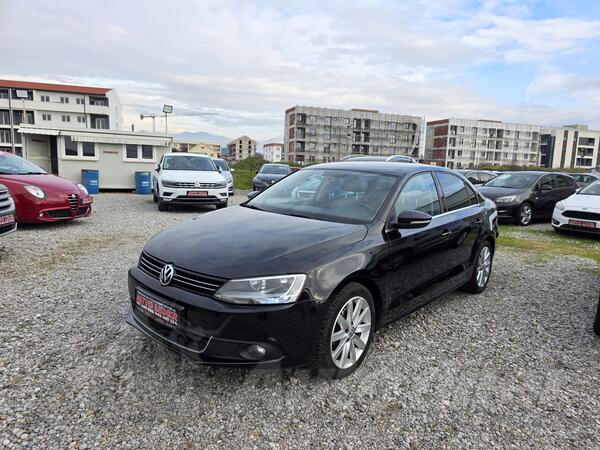 Volkswagen - Jetta - 1.6 TDI