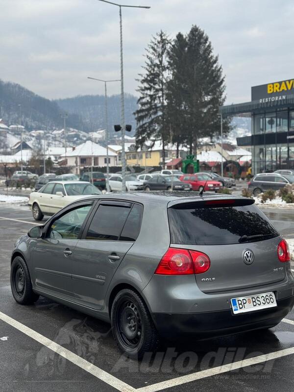 Volkswagen - Golf 5 - 2.0TDI