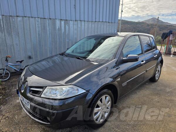 Renault - Megane - 1.5 dci