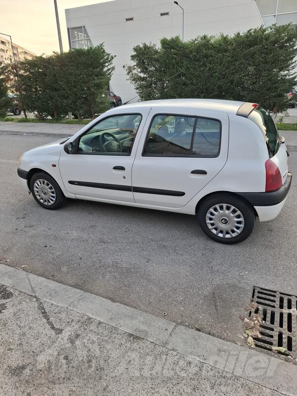 Renault - Clio - 1.2