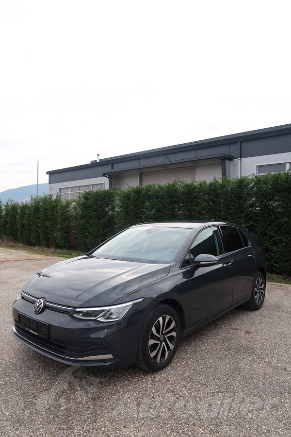 Volkswagen - Golf 8 - 2.0 TDI ACTIVE