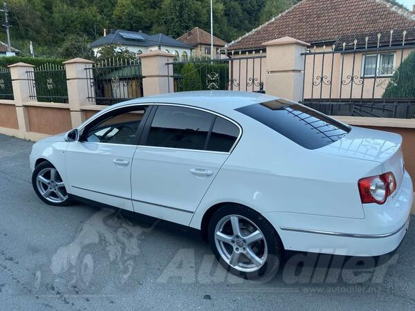 Volkswagen - Passat - 2.0