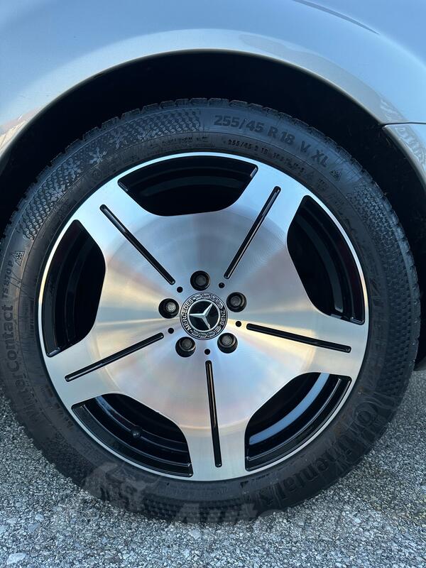 Fabričke felne i Continental gume