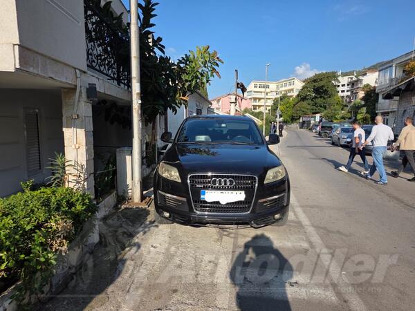 Audi - Q7 - 3.0