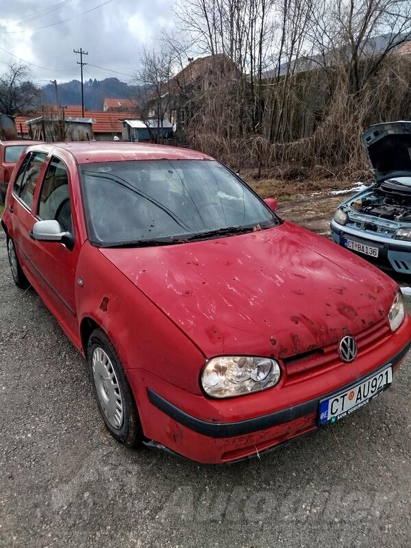Volkswagen - Golf 4 - 1.9 TDI