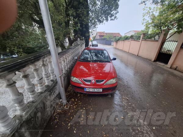 Renault - Megane - 1.9tdci