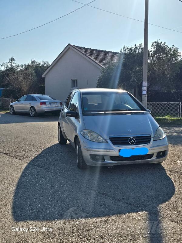 Mercedes Benz - A 180 - 1800